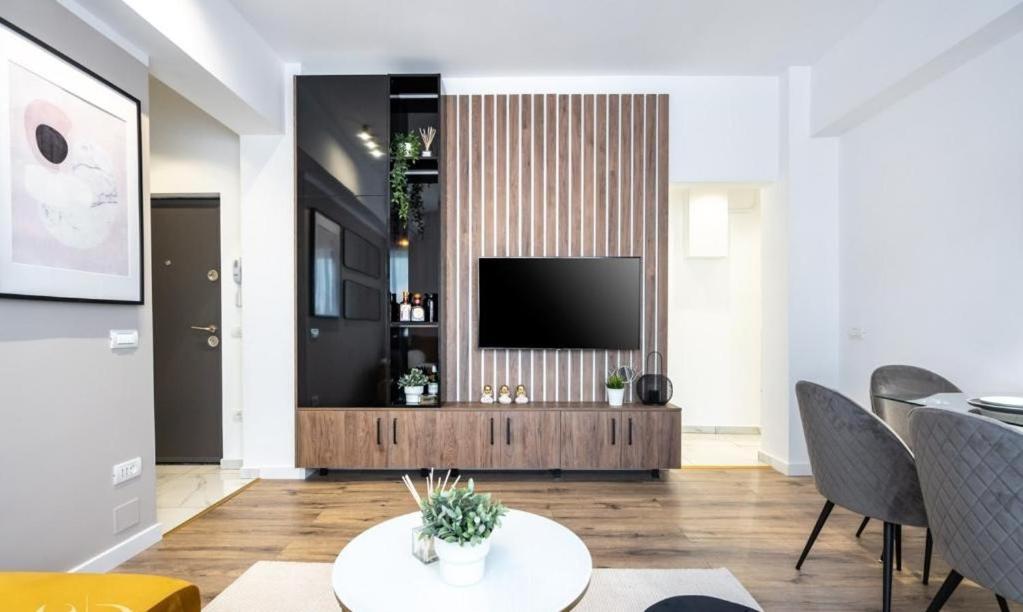 Majestic Apartament With View In Magheru Bucureşti Exterior foto