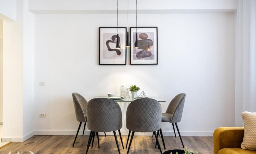 Majestic Apartament With View In Magheru Bucureşti Exterior foto
